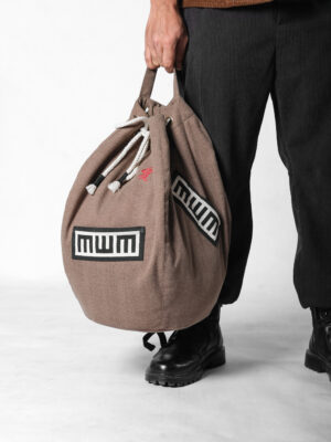 sand_backpack Sand (Bag)